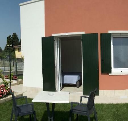 Casa Pepe Bed & Breakfast Colà Екстериор снимка