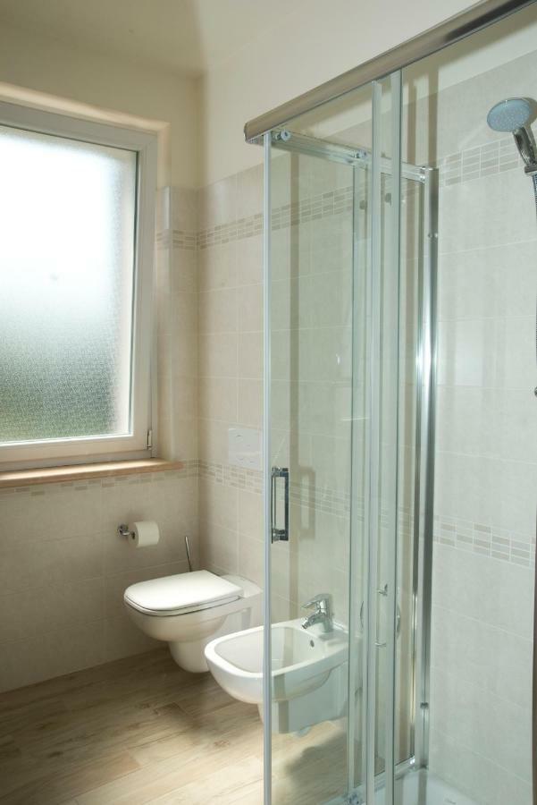 Casa Pepe Bed & Breakfast Colà Екстериор снимка