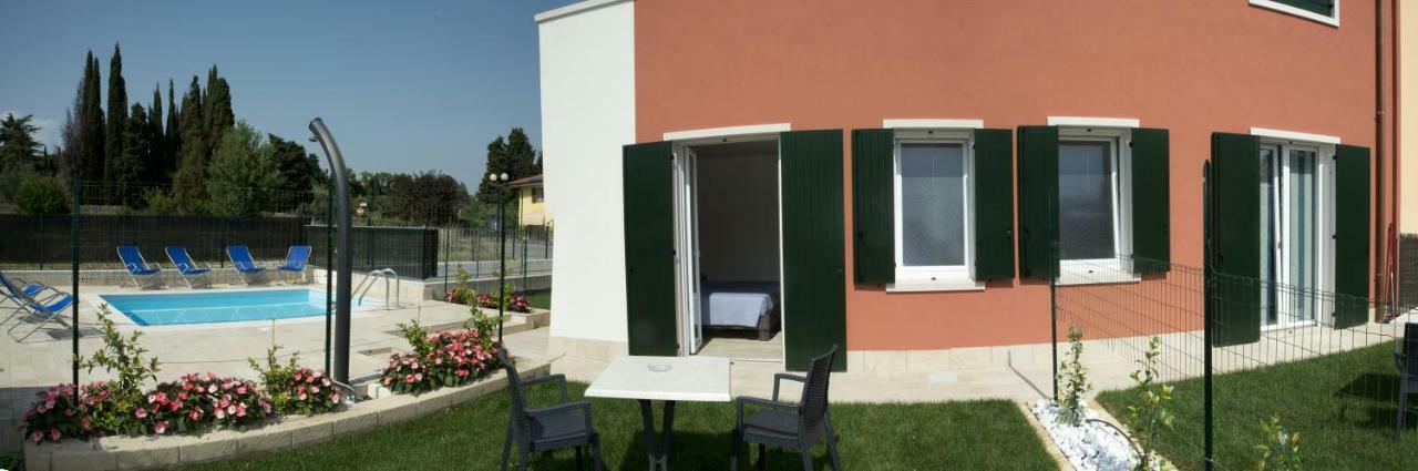 Casa Pepe Bed & Breakfast Colà Екстериор снимка